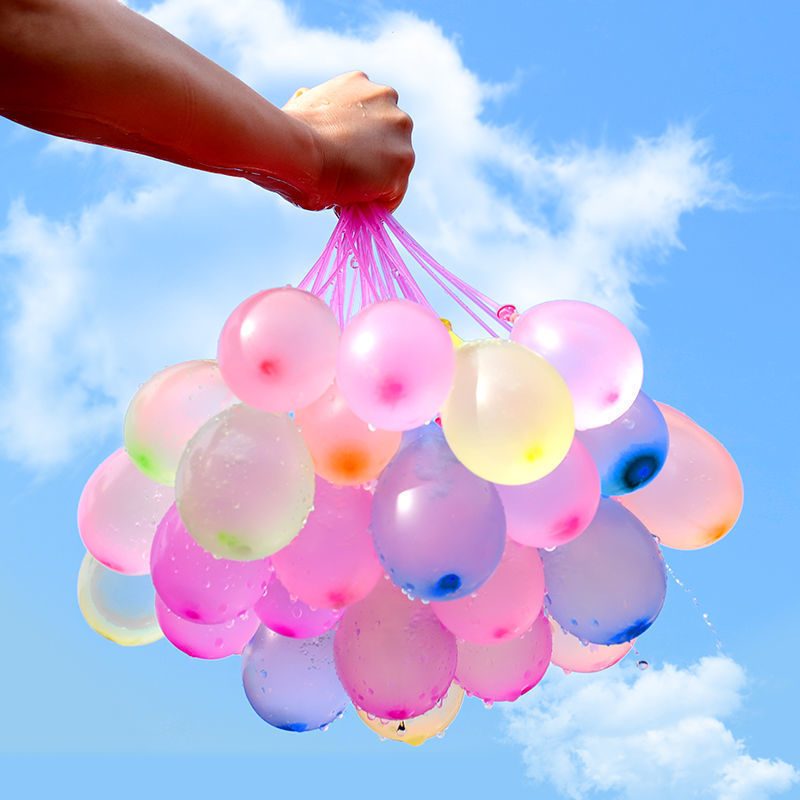 Balloon party supplies